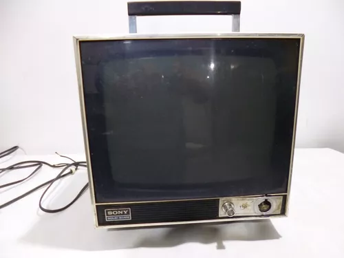 Televisor En Blanco Y Negro Antiguo