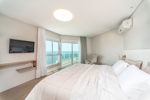Imagem 23 de 28 de Apartamento Centro Balneário Camboriú | 3 Suítes | 236 M² | Frente Mar | 3 Vagas De Garagem - Sa01845 - 69307830