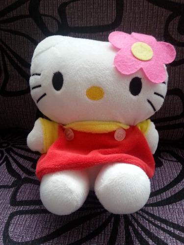 Hello Kitty De Peluches