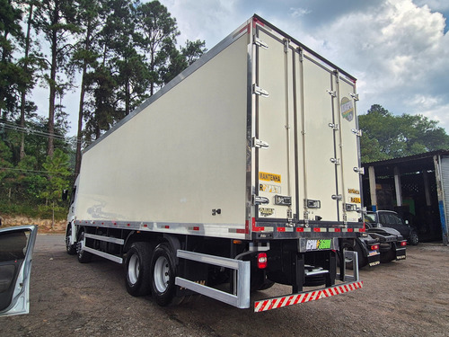 Vw 30330 2023 Bitruck Refrigerado 4 Eixos 8x2 Frigorifico