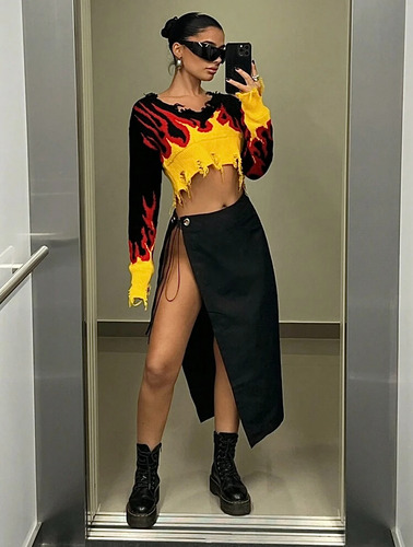 Sweater Lana Corto Desgarrado Fuego Iconic Importado