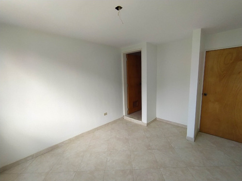Apartamento A Estrenar En La Llanada, Vargas. 24-13992 Merw