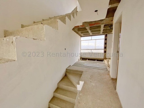 Leandro Manzano Townhouse En Venta,colinas De La Tahona Mls #23-29311 As