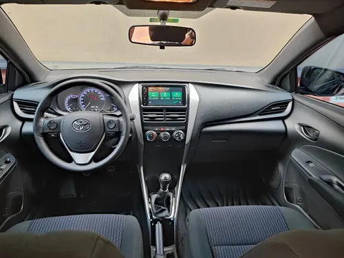 Toyota Yaris Xl 1.5 Mecánico 2022
