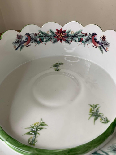 Panetoneira Aberta De Porcelana Com Prato - P8