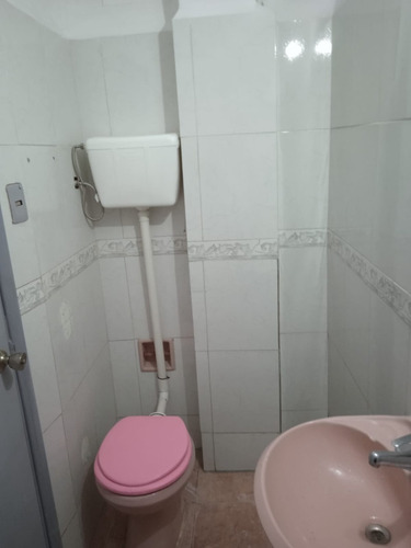 Alquiler Apartamento Tipo Casa 2 Dormitorios Patio Sayago