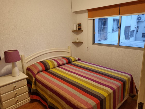 Imagen 10 de 13 de Apartamento -rambla Republica De Chile Y Colombes , 1 Dormitorio !!