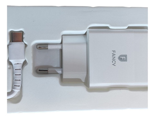 Carregador De Celular Duplo Usb + Cabo Tipo C Turbo Branco