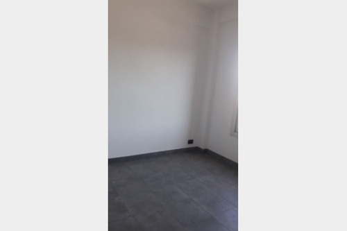 Imagen 6 de 10 de Departamento En Venta En Ramos Mejia