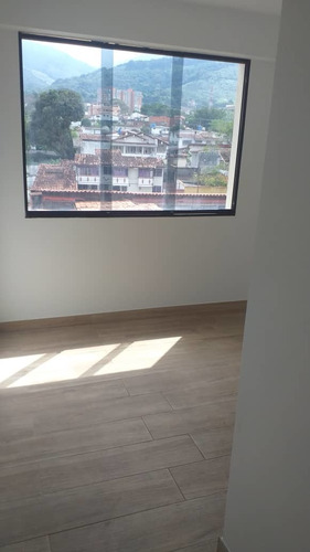 Imagen 9 de 11 de Lindo Apto En Venta En Residencia Kavanayen