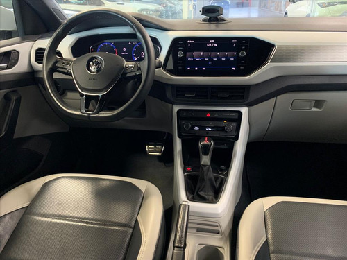 Volkswagen T-Cross 1.4 250 TSI TOTAL FLEX HIGHLINE AUTOMÁTICO