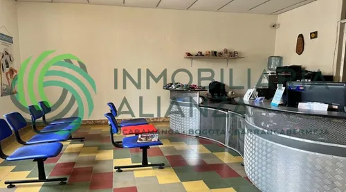 Casa En Venta En Sotomayor. Cod V61059