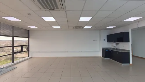 Oficina En Arriendo/venta En Chico Norte Iii. Cod A1105062