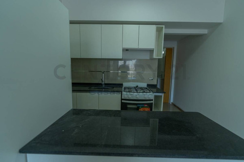 Imagen 10 de 15 de Venta Departamento Monoambiente C/balcón Versalles