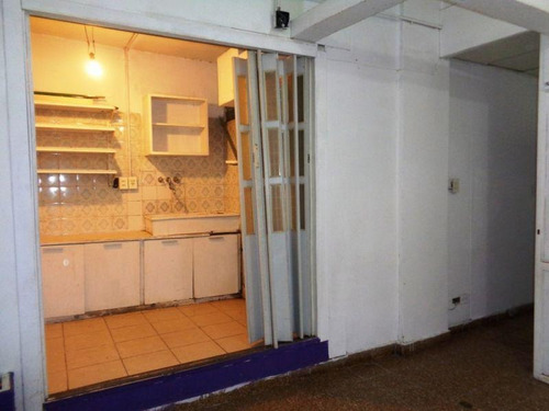 Imagen 12 de 14 de Local | Justo, Juan B. Avda Al 2600