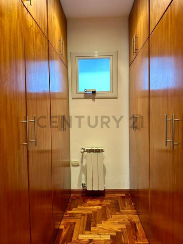 Casa En Venta En Barrio Privado, City Bell