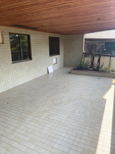 Apartamento À Venda Na Avenida Genaro De Carvalho, Recreio Dos Bandeirantes, Rio De Janeiro - Rj - Liv-11895