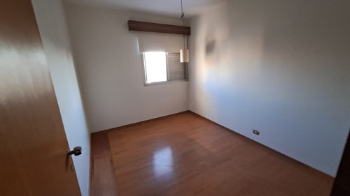 Apartamento 2 Dormitórios Com Garagem Demarcada À 500 Metros Do Parque Ibirapuera