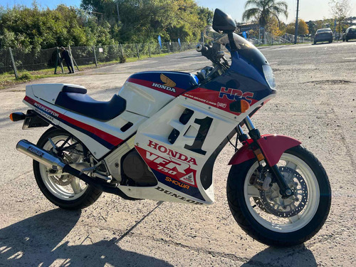 Imagen 13 de 25 de Honda Vfr 750 F 1986 V4. Original
