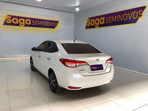 Imagem 4 de 9 de Toyota Yaris Sedan 1.5 Xls Cvt (flex)