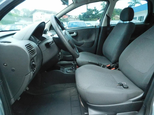 Chevrolet Corsa Premium 1.4 8v 4p