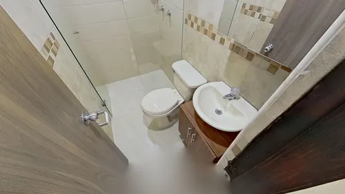 Venta En Loma De Los Bernal 66 M2. Medellín.