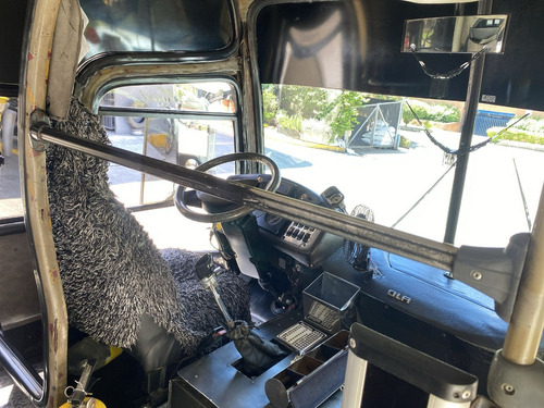 Buseta Agrale Ma 8.5tca Plus E 30 Pasajeros 2006