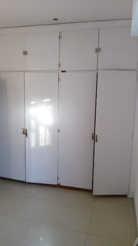 Departamento Tipo Casa En Alquiler En Bernal Oeste
