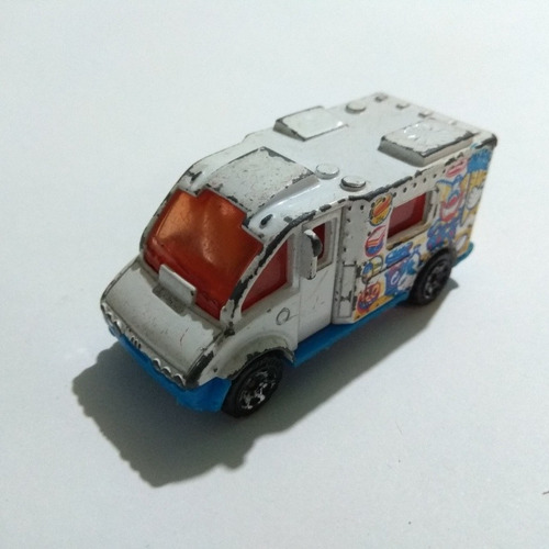Matchbox Ice Cream Truck 2004 Hero City Payaso Clown Car