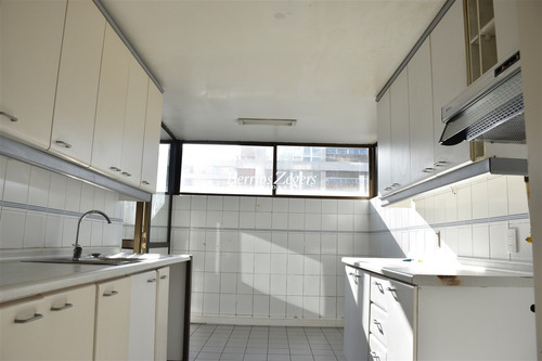 Departamento En Venta De 4 Dorm. En Vitacura