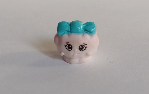 Mini Figura Shopkins Nubecita Con Moño (Usado)