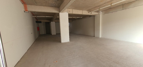 Arriendo Local Comercial Av. Manuel Montt / Bilbao - Nuevo