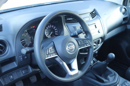 Imagen 17 de 17 de Nissan Frontier 2022 2.3 S Cd 4x2 Mt