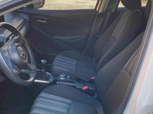 Mazda 2 2019 1.5 Touring Sedan