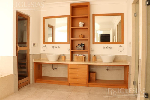 Imagen 28 de 30 de Tour 360º - Casa Al Lago En Venta O Alquiler - Barrio Los Lagos, Nordelta
