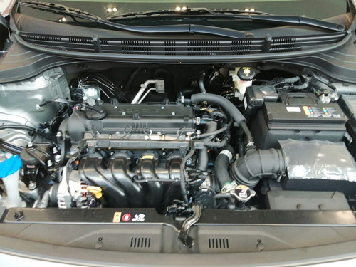 Imagen 10 de 15 de Kia Rio Hb S Pack Manual