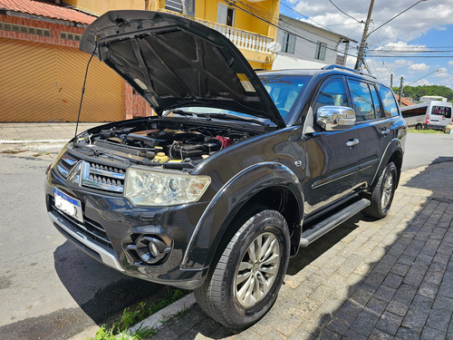 Mitsubishi Pajero 3.2 Hpe Aut. 5p