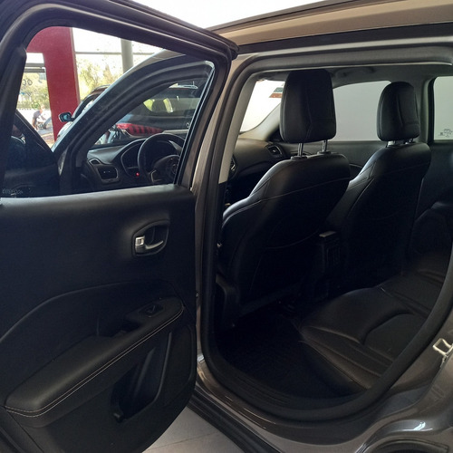 Imagen 14 de 24 de Jeep Compass 2019 2.4 Longitude