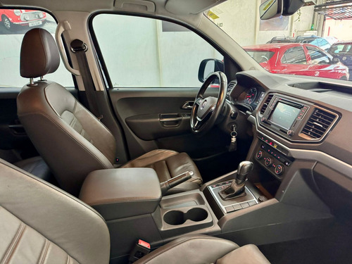 Volkswagen Amarok 3.0 Highline Cab. Dupla V6 4x4 Aut. 4p