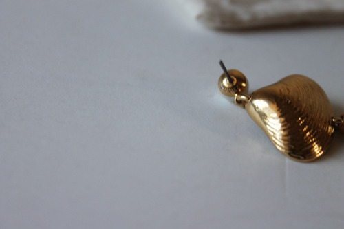 J Crew Aros Colgantes Seashell Metal Dorado Nuevos