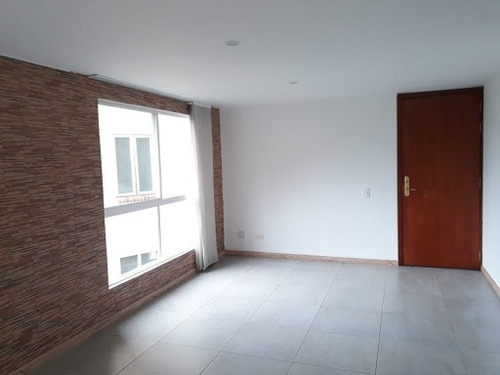 Imagen 3 de 28 de Apartamento En Arriendo Alto Del Perro 279-19454
