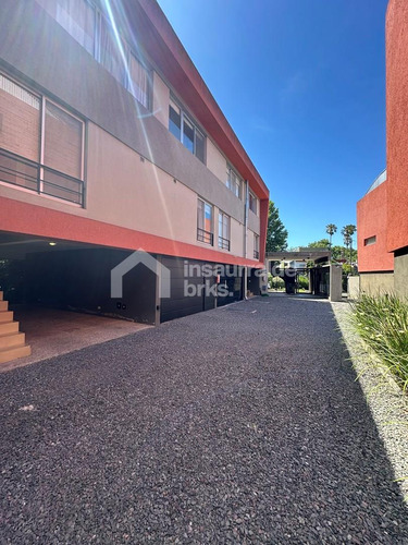 Venta Dúplex En Tigre, 2 Dorm Y Escritorio Más Cochera!