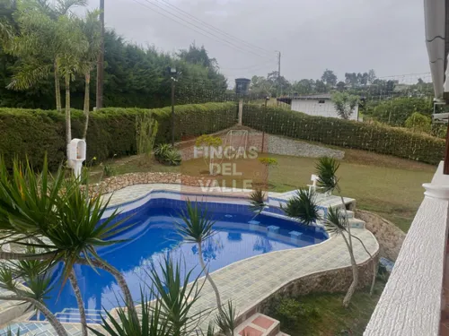 Calima, 1.501 M2, Finca En Venta