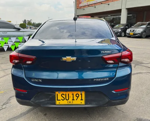 Chevrolet Onix 1.0t Automática