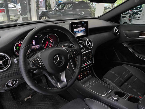 Imagen 7 de 16 de Mercedes-benz Clase A 1.6 A 200 At Urban B.efficiency 156cv