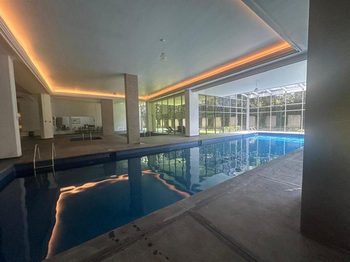 Departamento En Venta Para Remodelar En Bosques Cumbres Reforma (m2d3213)
