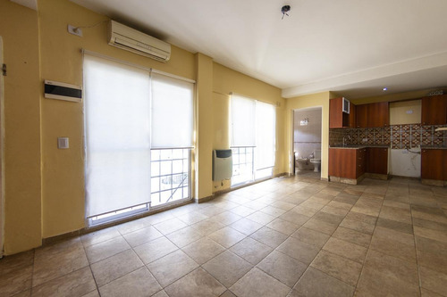 Ph En Venta. Villa Urquiza 2 1/2 Ambientes Con 2 Terrazas