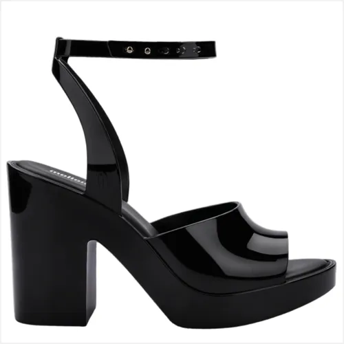 Salto baixo cheap melissa