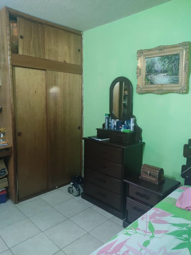 Imagen 10 de 14 de Apartamento Planta Baja Residencias la Quinta De 106m2 Los Teques