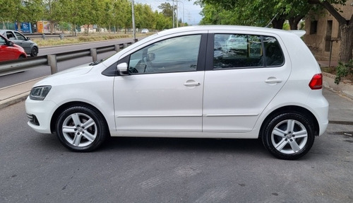 Imagen 4 de 9 de Volkswagen Fox 2016 1.6 Trendline